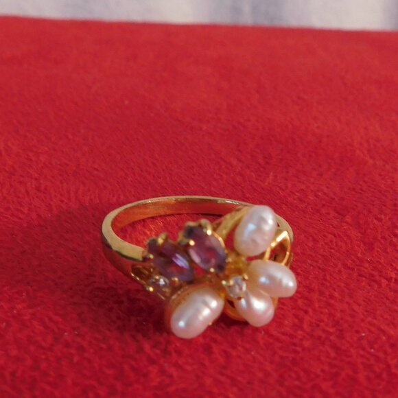 Ladies Fresh Water Pearls - Ring - Picture 4 of 4